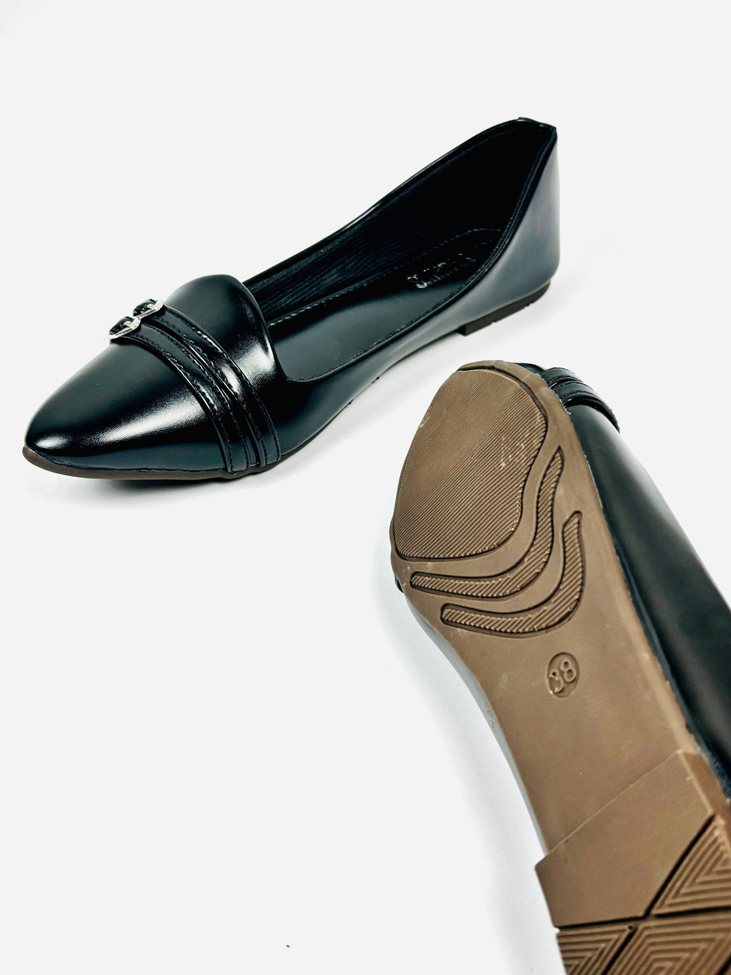 Black Pumps